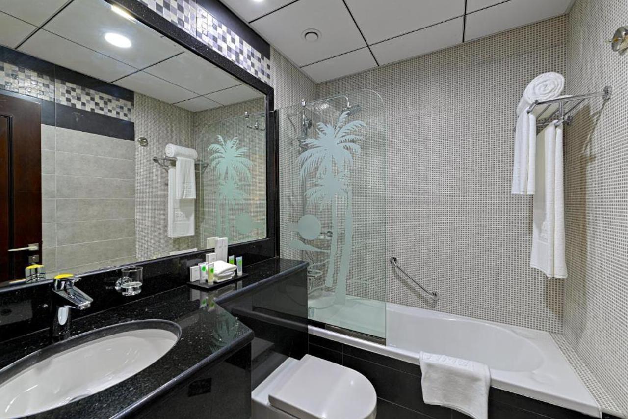 Time Moonstone Hotel Apartments Fujairah Ngoại thất bức ảnh
