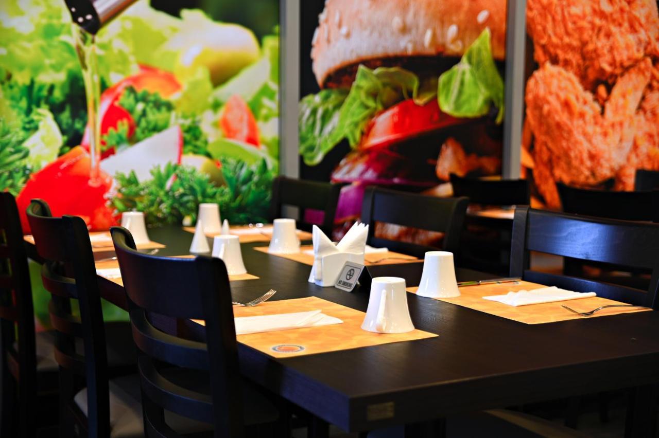 Time Moonstone Hotel Apartments Fujairah Ngoại thất bức ảnh