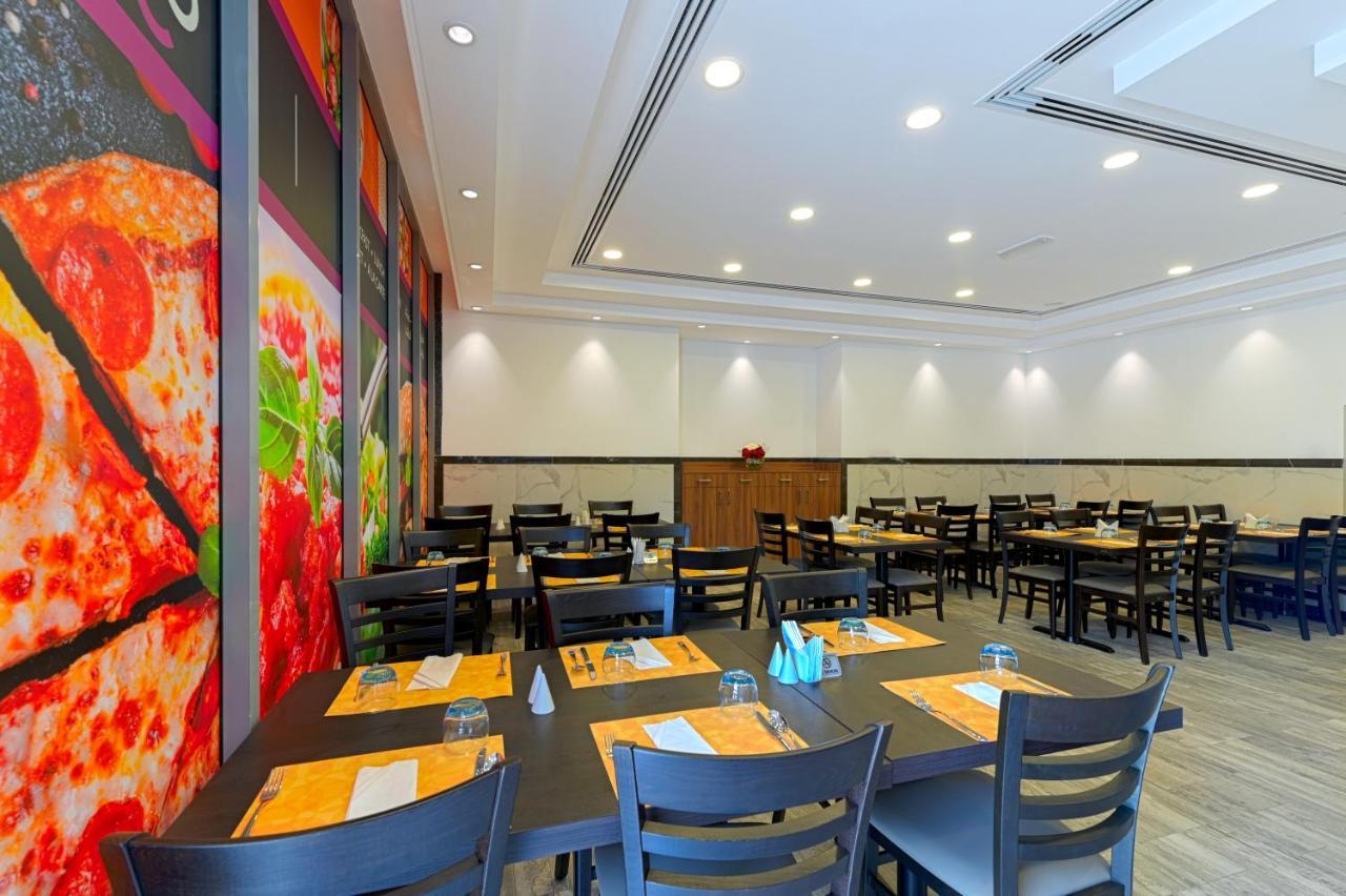 Time Moonstone Hotel Apartments Fujairah Ngoại thất bức ảnh
